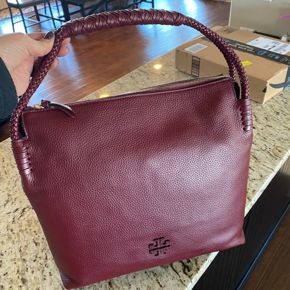 Tory Burch Handbags - Brand New Tory Burch Purse